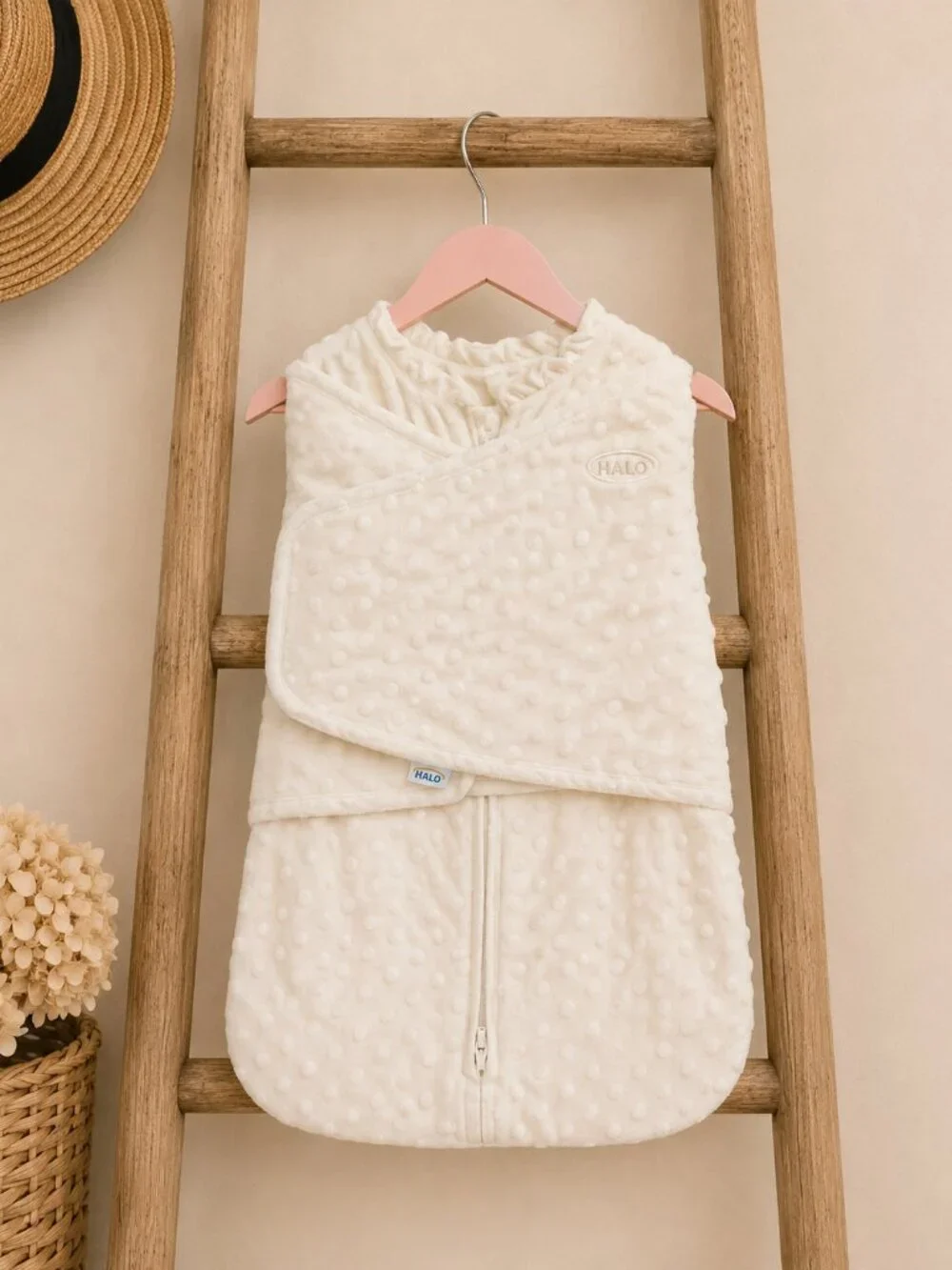 HALO SleepSack Swaddle Cream Plush Microfleece Newborn 0-3 Months Wearable Blank